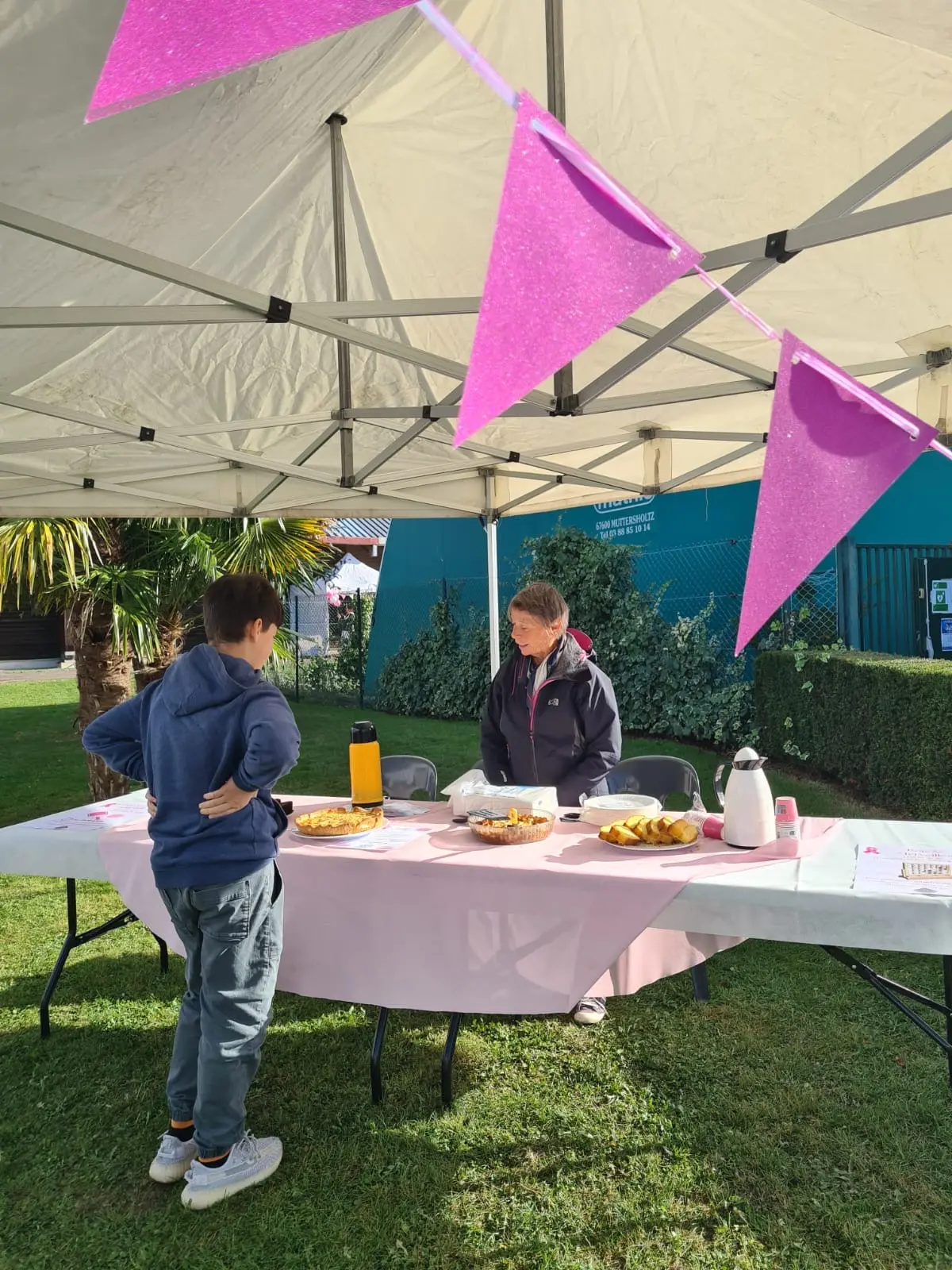 ventes-de-gateau-pour-jeusante-et-match